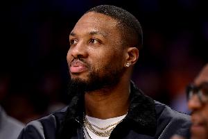 开云体育下载网页版-不仅是利指导了！利拉德将出任母校韦伯州立大学篮球队总经理